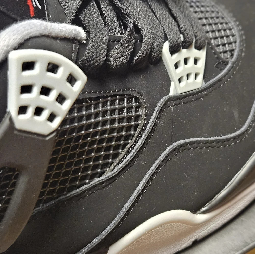 New Jordan Retro Bred 4 Men's Size 13 Shoes - Picture 11 of 13